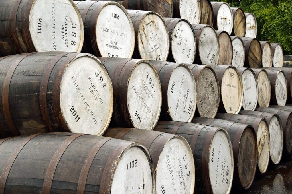 Visite d'une distillerie de whisky et dégustation en Écosse